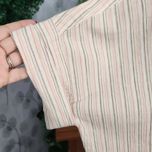 Madewell Courier Button-Back Shirt in Brampton Stripe - Picture 5 of 11